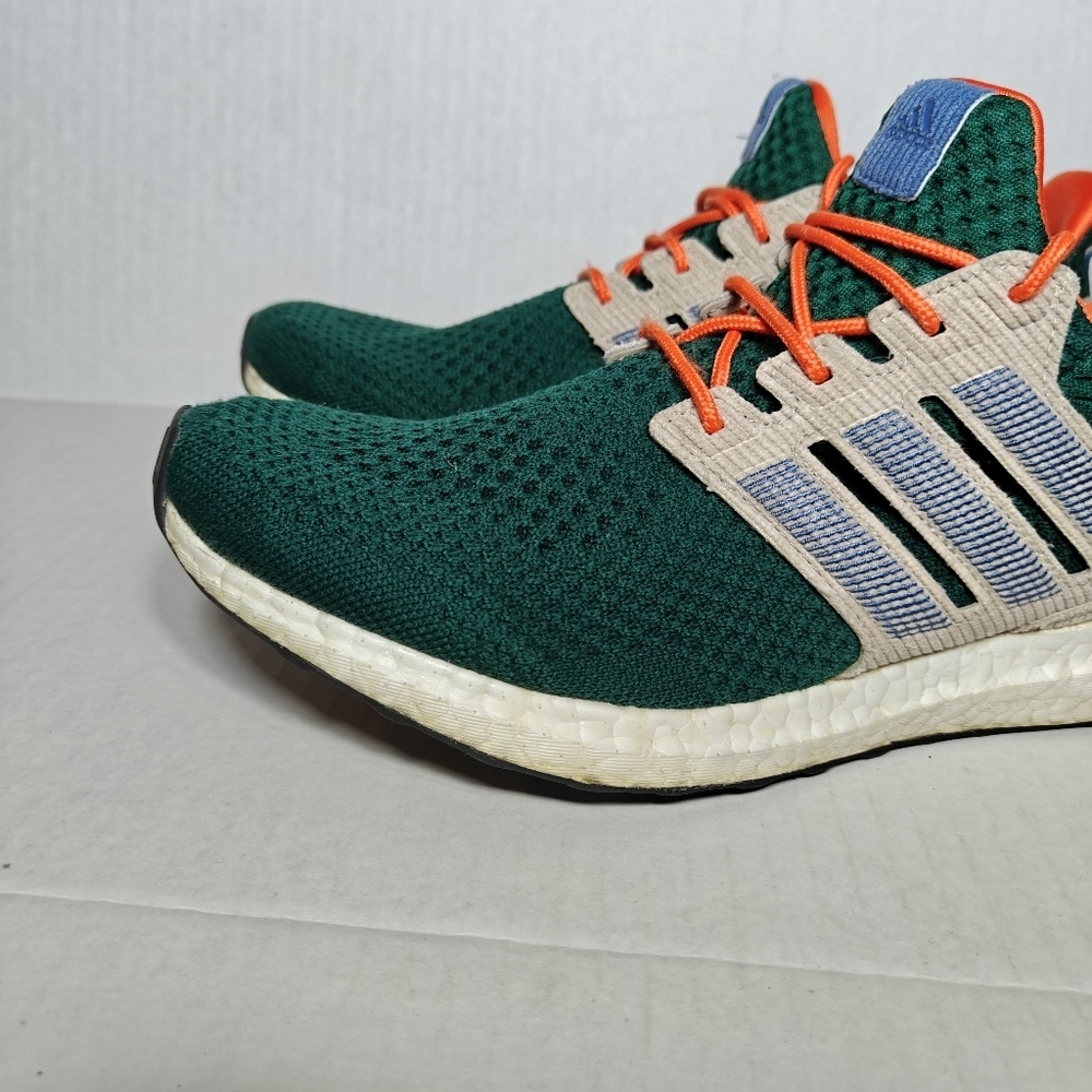 Adidas Ultraboost 1.0 Xmas Collegiate Green/Taupe/Orange Knit Sneakers Men's 10 - Picture 3 of 10
